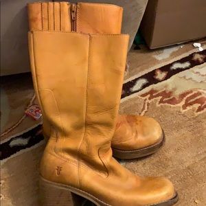 Frye Villager Zip boots size 8M